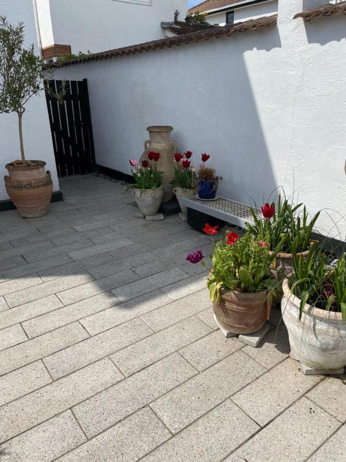 Cliff Top Garden Room Милфорд-он-Си Экстерьер фото